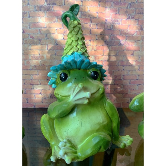 Set of 3 Spring/Summer Frog Figurines - Picture 2 of 9